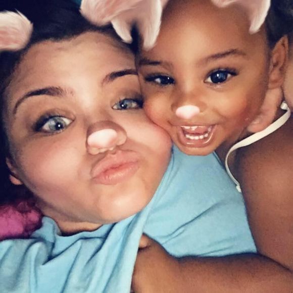 Meet your Posher, Darrbie - Picture 1 of 1